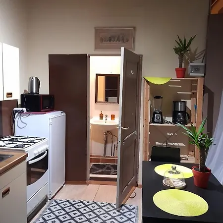 Cute,cosy,comfortable Studio In The Heart Of Amberes